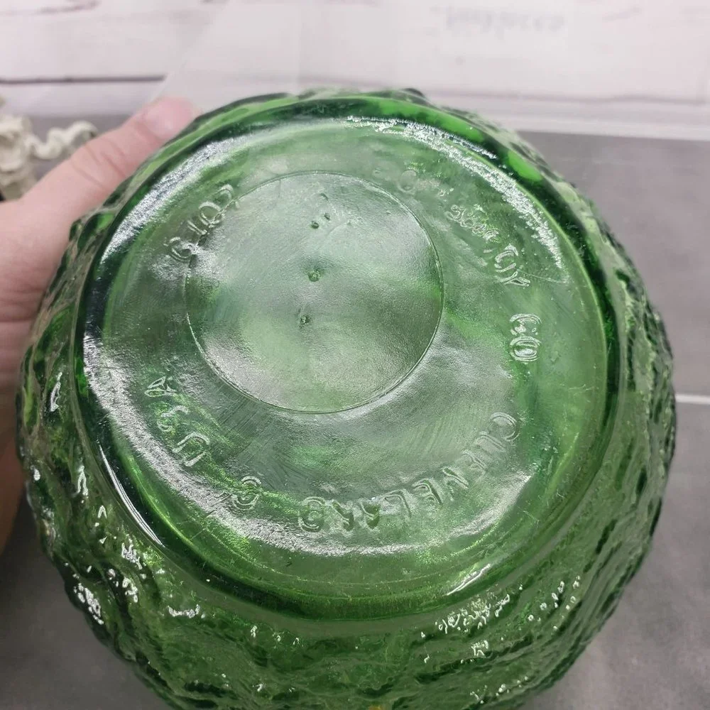 Vintage EO Brody Co Green Textured Round Depression Crinkle Glass Dish Candy Dis